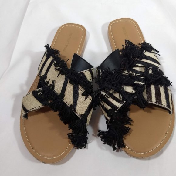Pretty Little Thing Sandals Slides Black Cream Women's Size 6 - Picture 5 of 9